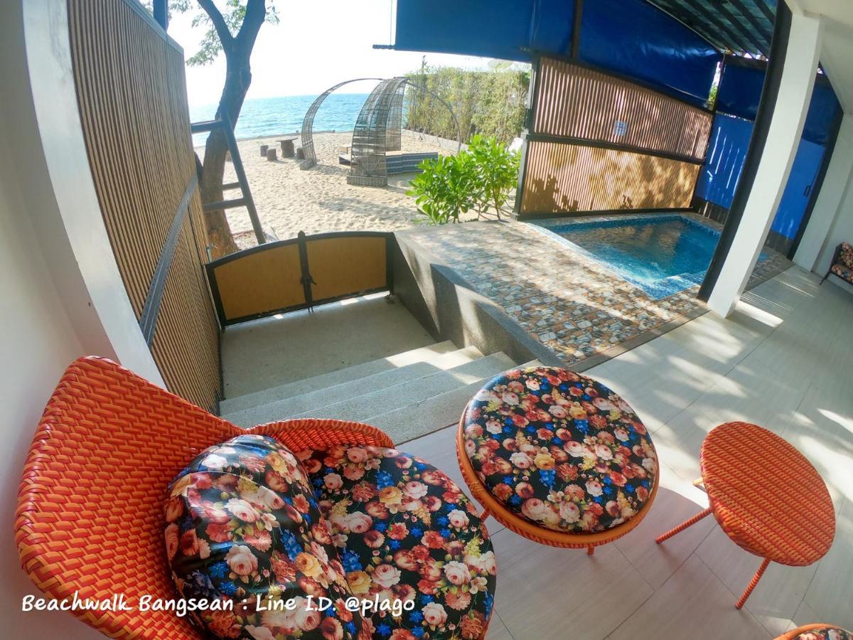 Beach Walk Boutique Resort Bang Saen Bagian luar foto