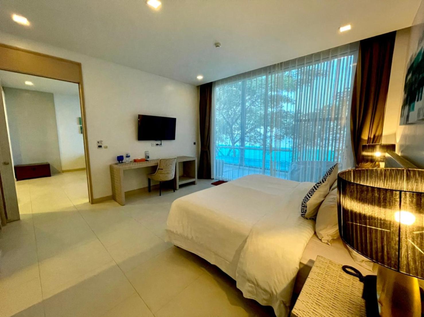 Beach Walk Boutique Resort Bang Saen Ruang foto