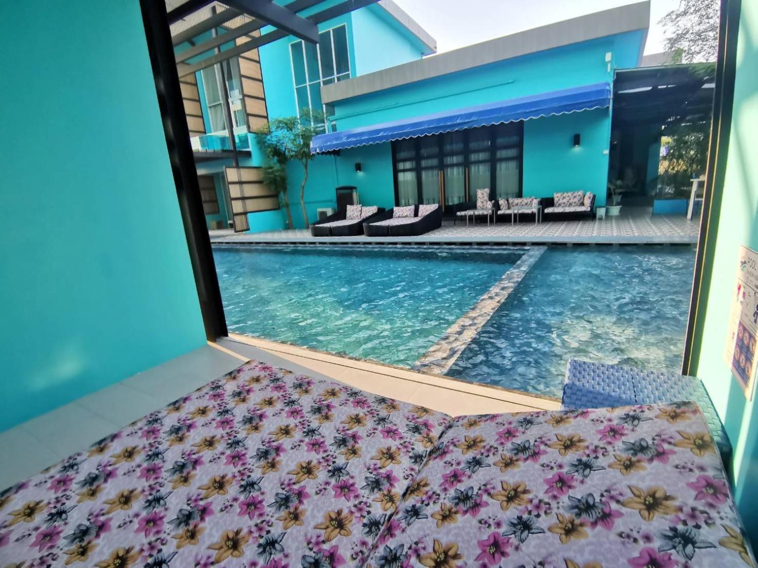 Beach Walk Boutique Resort Bang Saen Ruang foto
