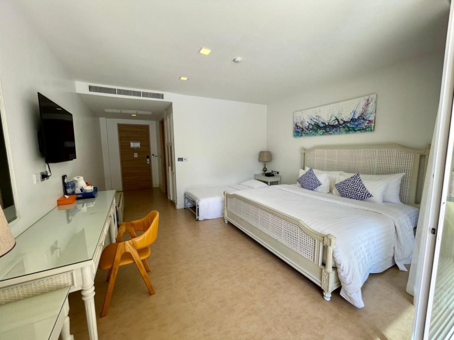 Beach Walk Boutique Resort Bang Saen Ruang foto